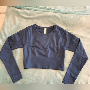 Offline by aerie - blue long sleeve crop - size small - like new condition